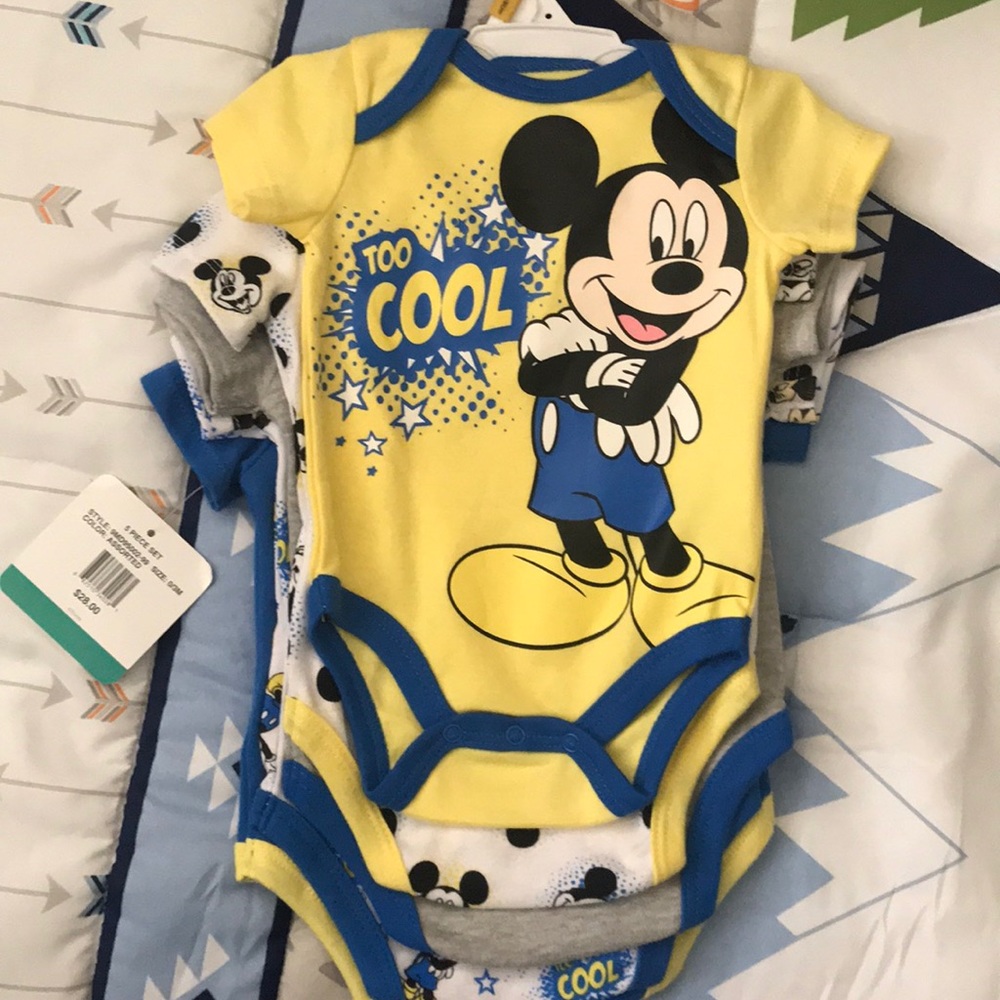 5 piece set onesie